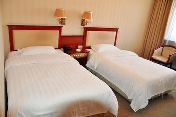Dongfang Hotel ฮาร์บิน ภายนอก รูปภาพ